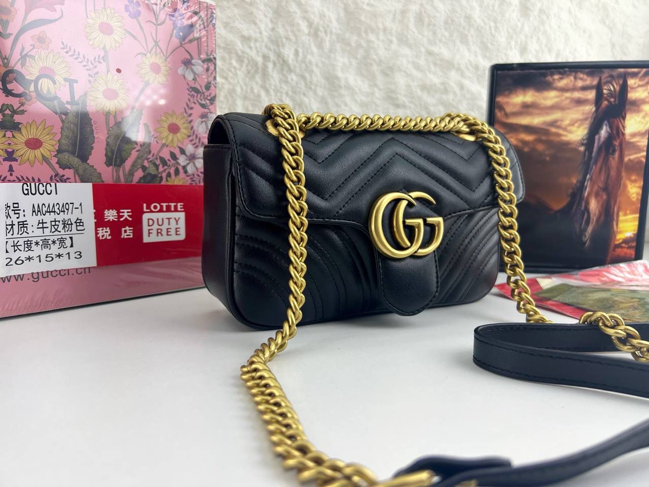 Gg marmont flap leather crossbody bag