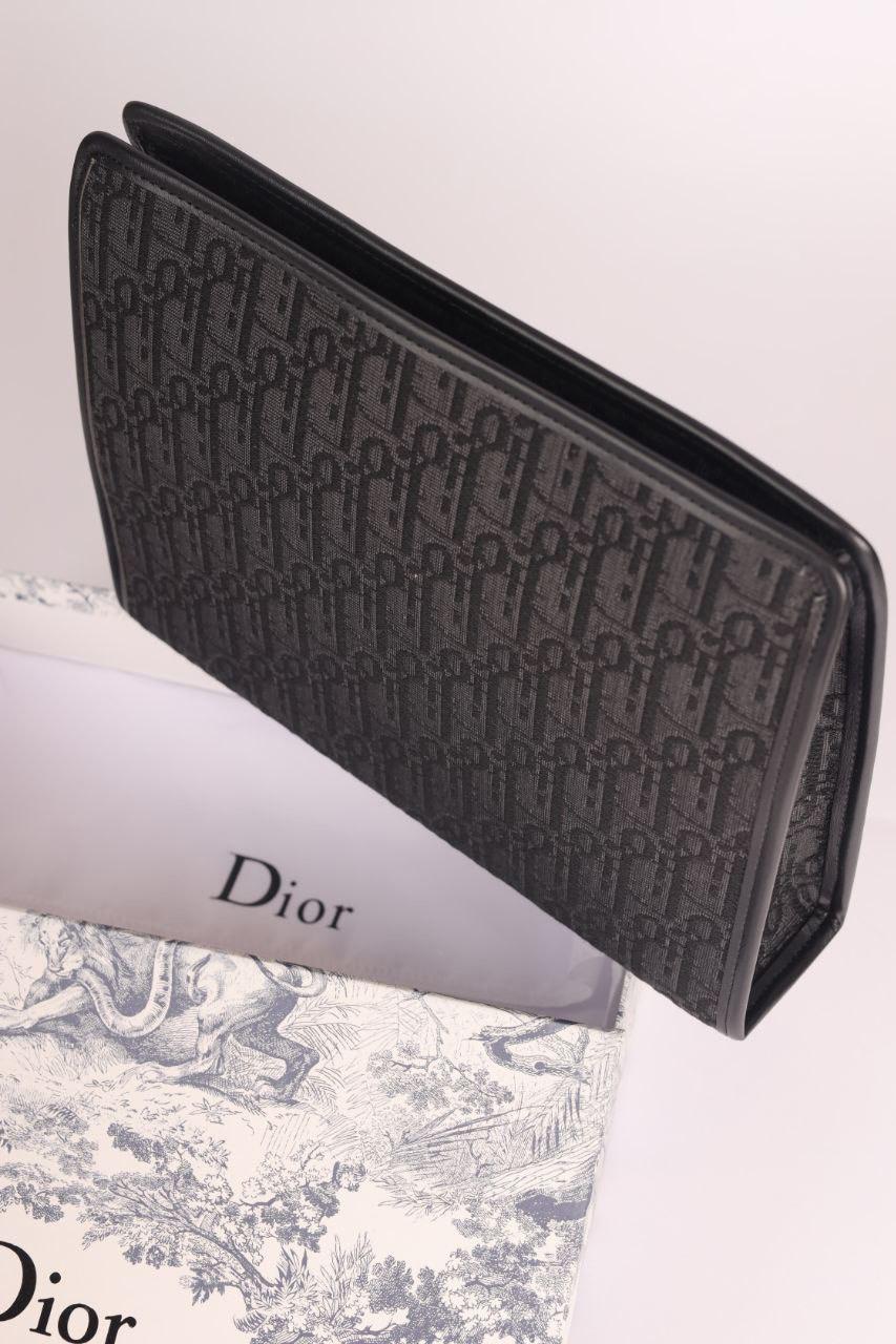 Dior 30 Montaigne Dea Pouch