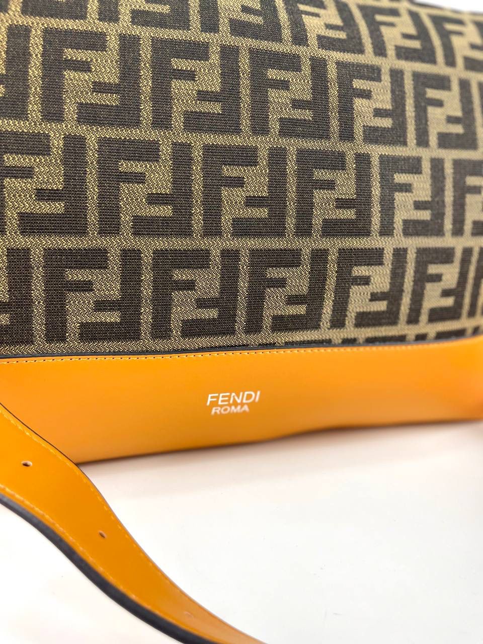 FENDI FF JACQUARD AND SMOOTH LEATHER SHOULDER BAG