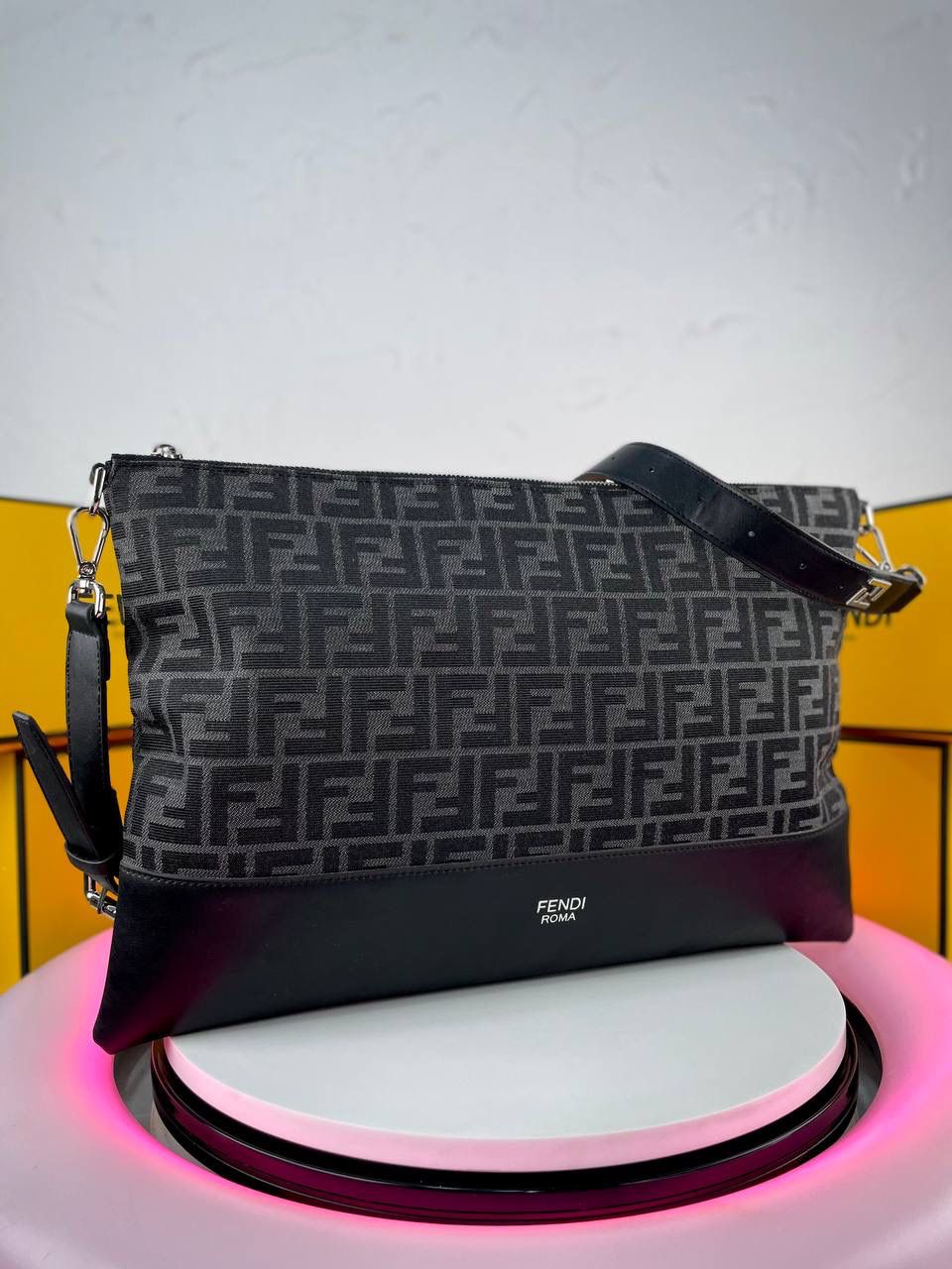 FENDI FF JACQUARD AND SMOOTH LEATHER SHOULDER BAG