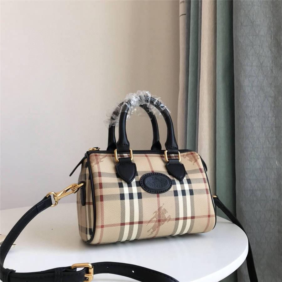 Bolsa Burberry Sling Bag Sports