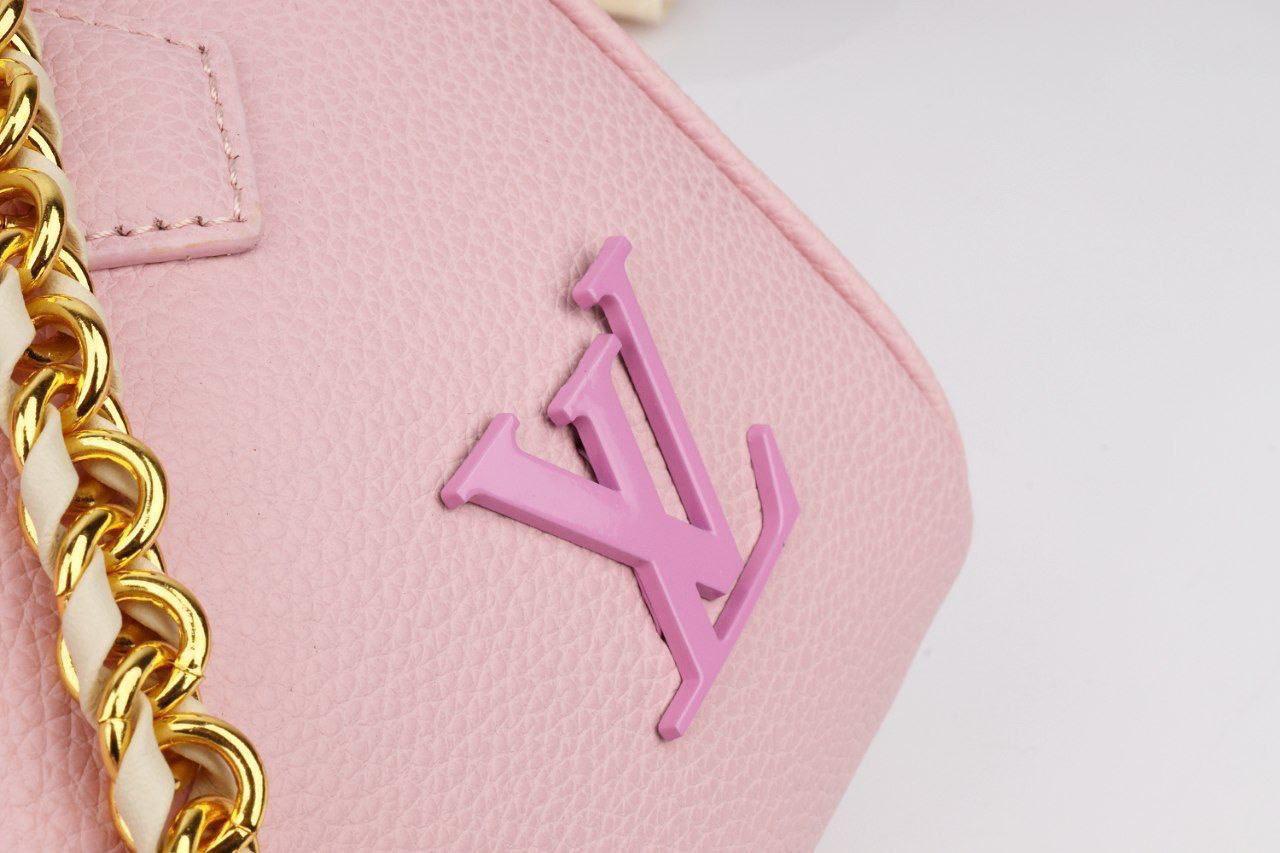 Louis Vuitton Speedy Bandoulière in Leather