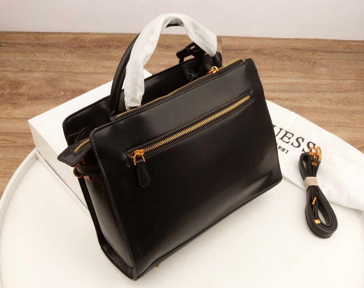 Guess Elegant Handbag with Gold Details
