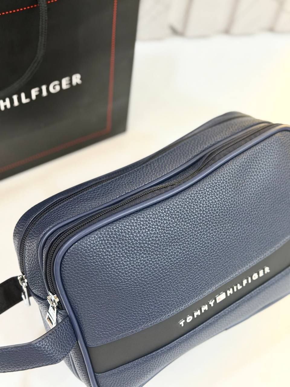 Tommy Hilfiger men's toiletry bag