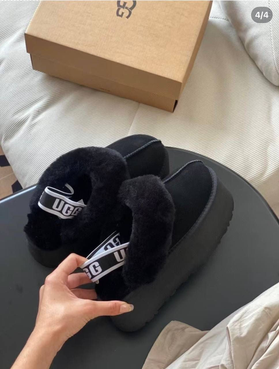Black UGG SLIPPERS