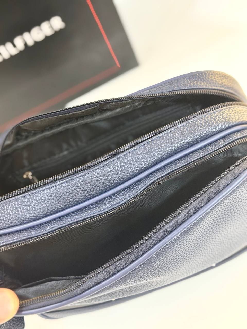 Tommy Hilfiger men's toiletry bag