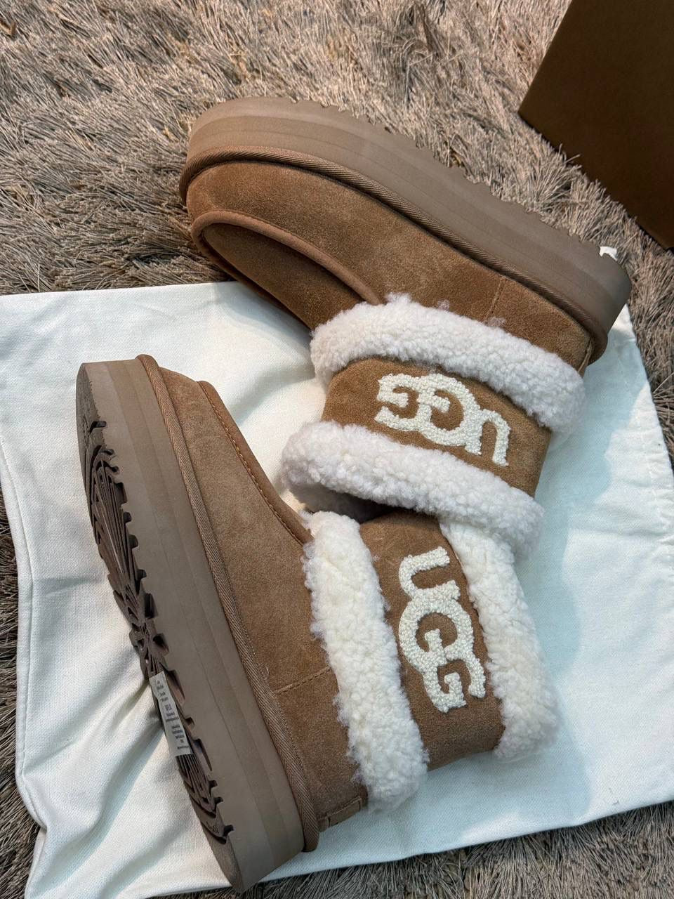 Ultra Mini Ugg Fluff