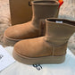 UGG CLASSIC DIPPER BOOTS