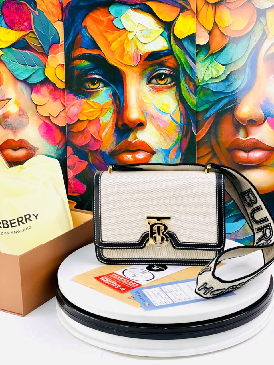 🇬🇧 Burberry Two-Tone Canvas TB Bag