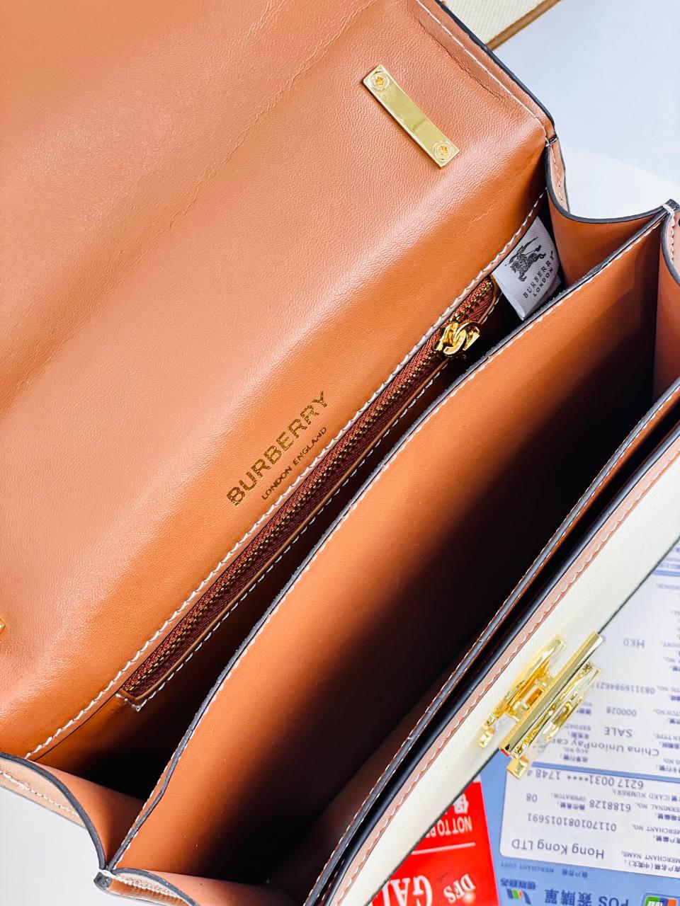 🇬🇧 Burberry Two-Tone Canvas TB Bag