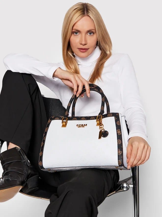 Abey Satchel