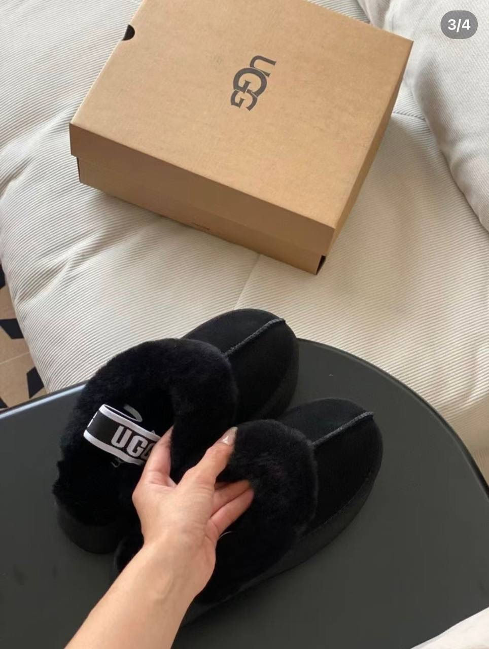 Black UGG SLIPPERS