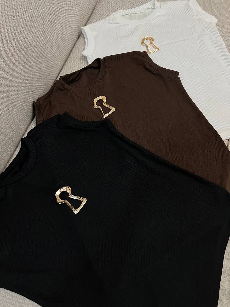 Gold Accent Cut-Out T-Shirt