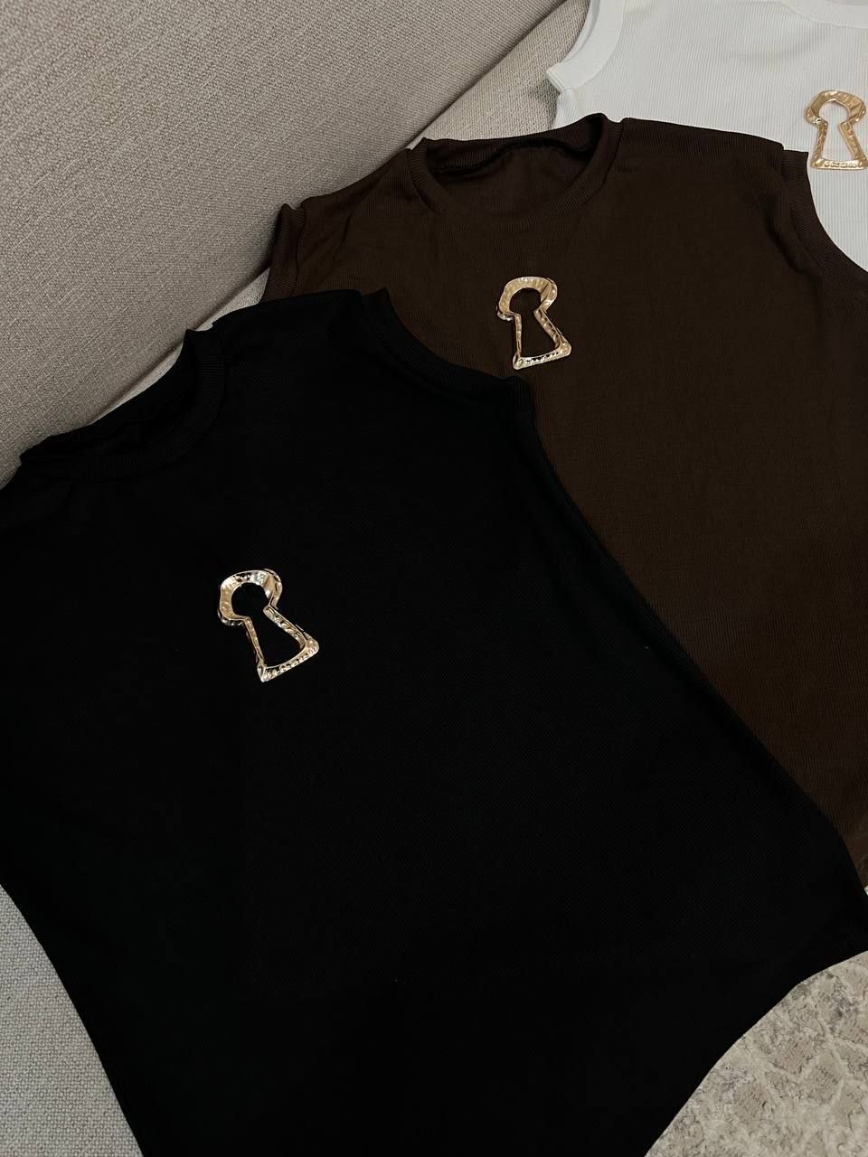 Gold Accent Cut-Out T-Shirt