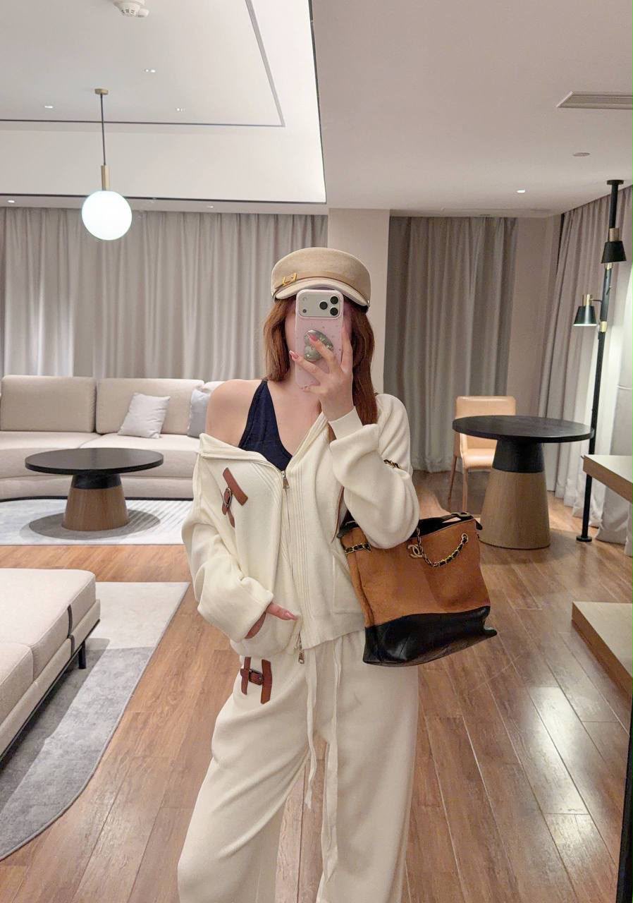 Hermès Knit Lounge Co-Ord Set
