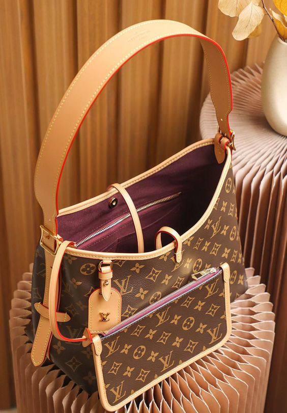 Louis Vuitton Master