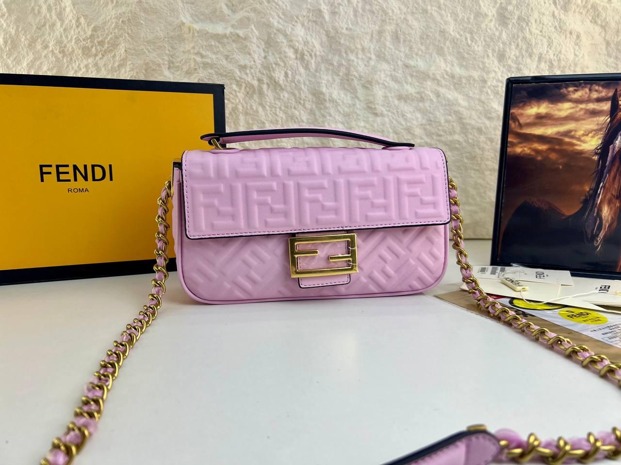 Fendi Chain Baguette