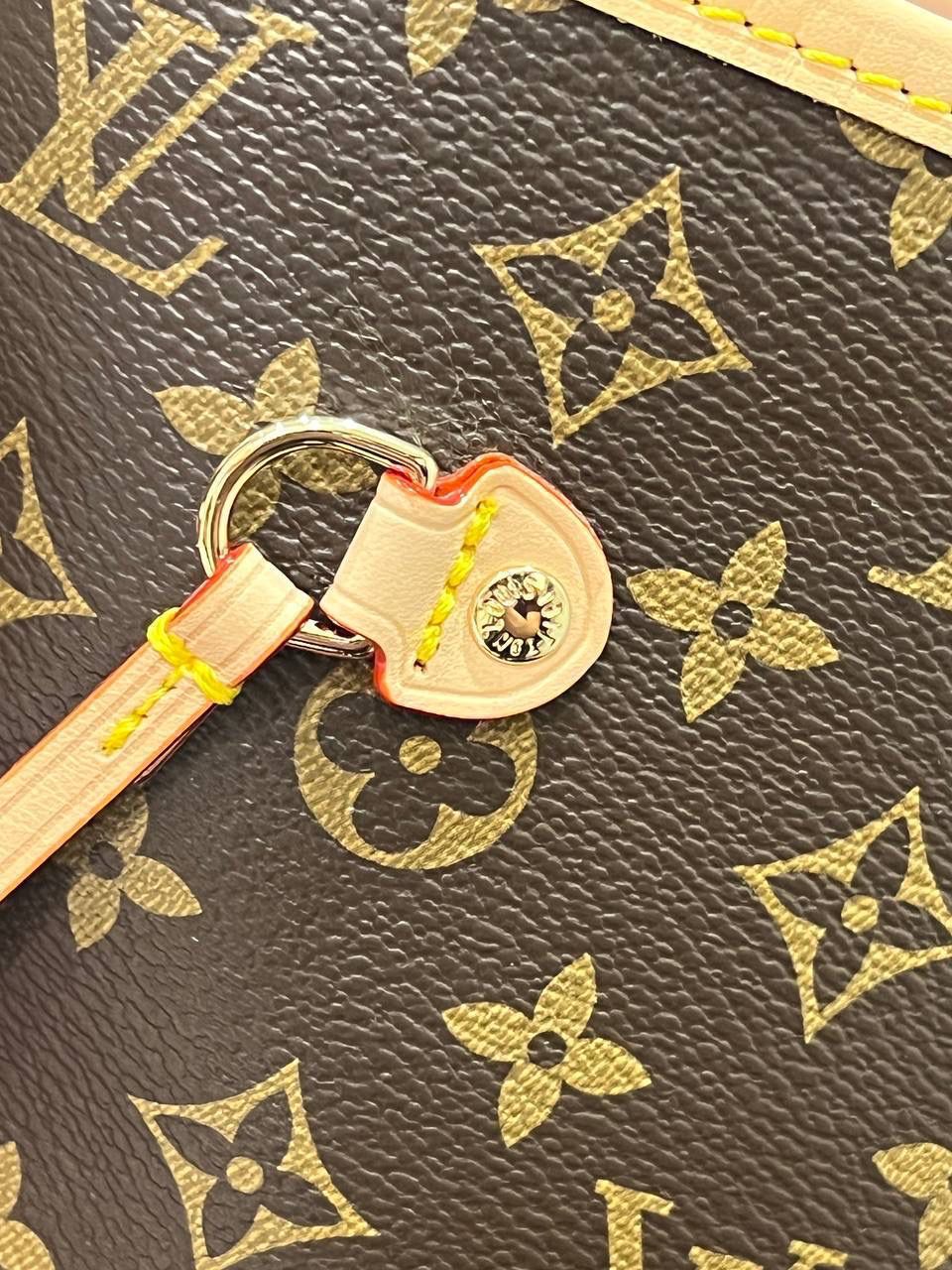 Louis Vuitton Neverfull MM in Monogram Beige - SOLD