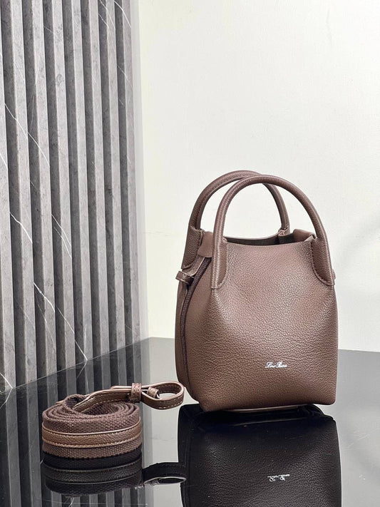 LORO PIANA