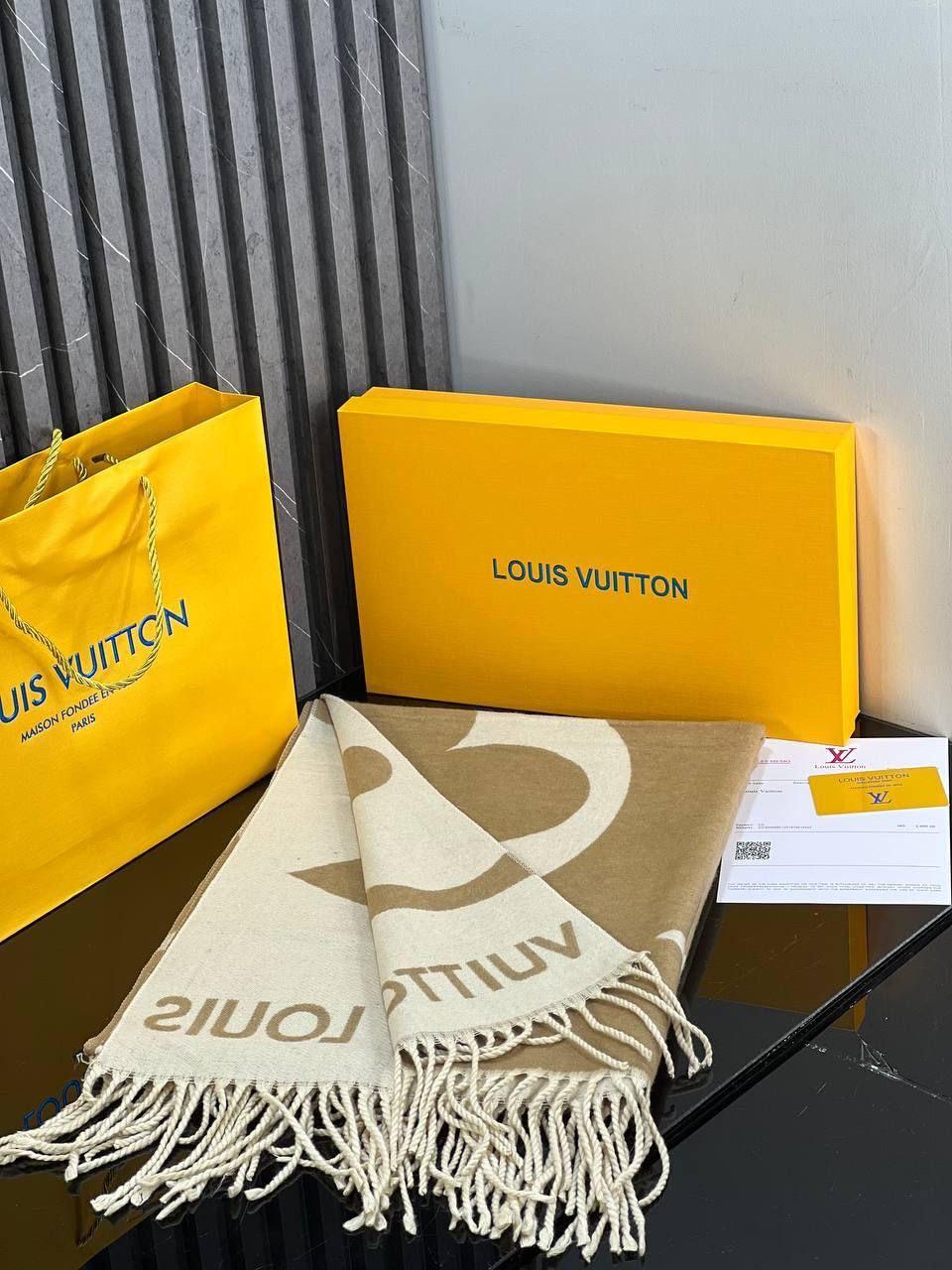 Louis Vuitton Double Face Scarf