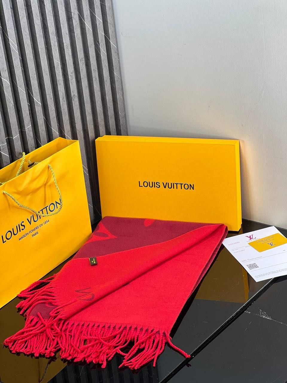 Louis Vuitton Double Face Scarf