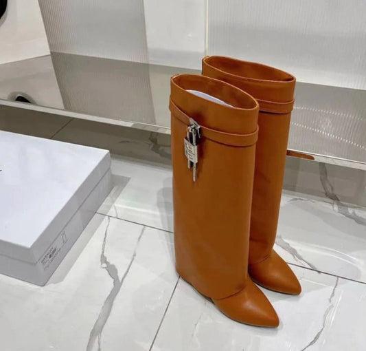 Givenchy Stylish High Boots