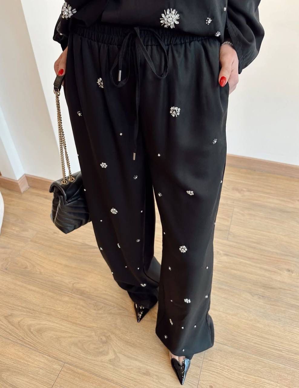 Black Set with Accessories