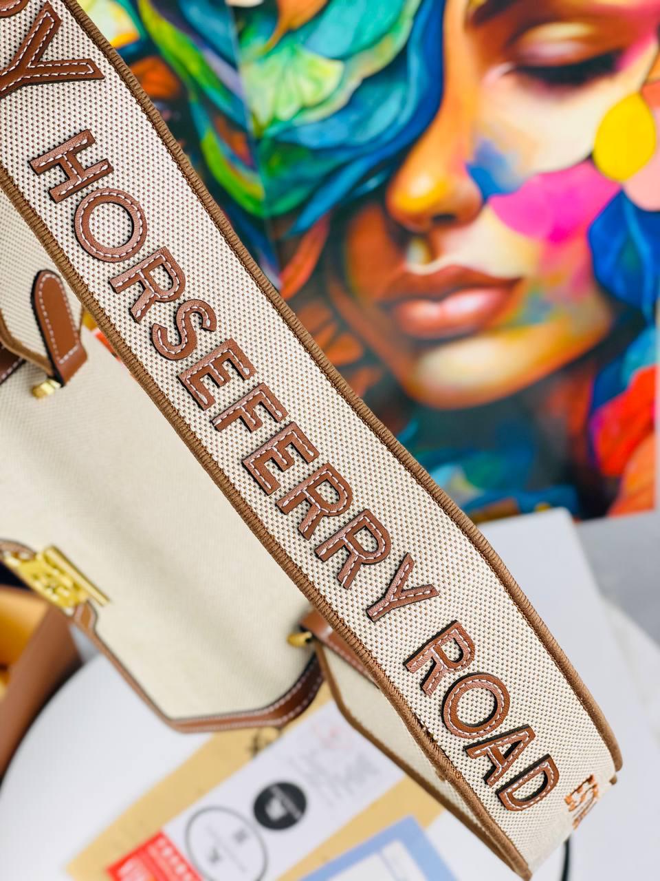 🇬🇧 Burberry Two-Tone Canvas TB Bag