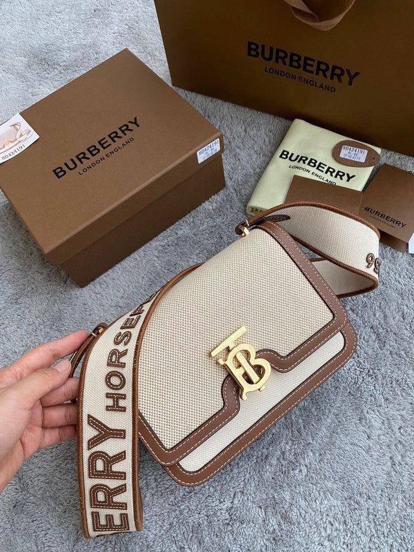 🇬🇧 Burberry Two-Tone Canvas TB Bag