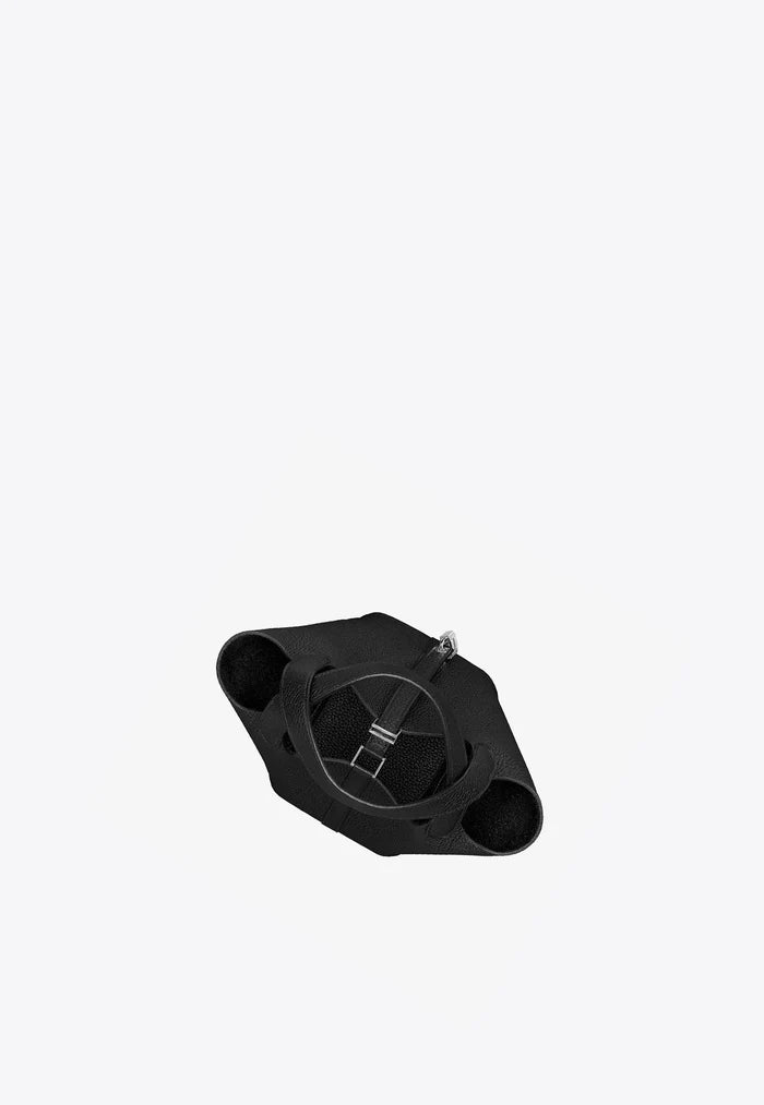 Hermès Picotin Lock 18 bucket bag in Black